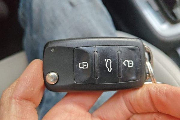 Volkswagen Lavida 2013, 96700 км, за 6404 USD - фото 17