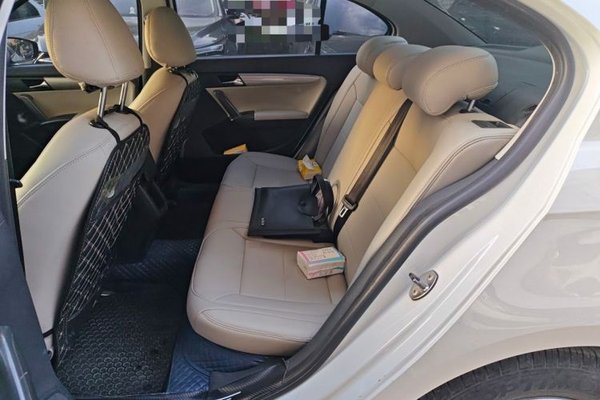 Volkswagen Lavida 2013, 96700 км, за 6404 USD - фото 20