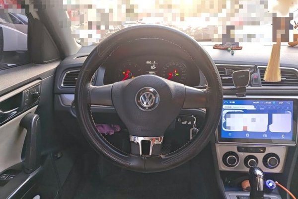 Volkswagen Lavida 2013, 96700 км, за 6404 USD - фото 9