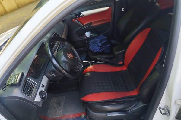Volkswagen Lavida 2014, 123600 км, за 5933 USD - фото 14