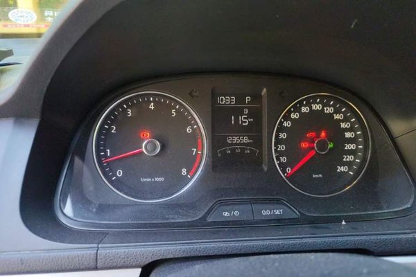Volkswagen Lavida 2014, 123600 км, за 5933 USD - фото 11