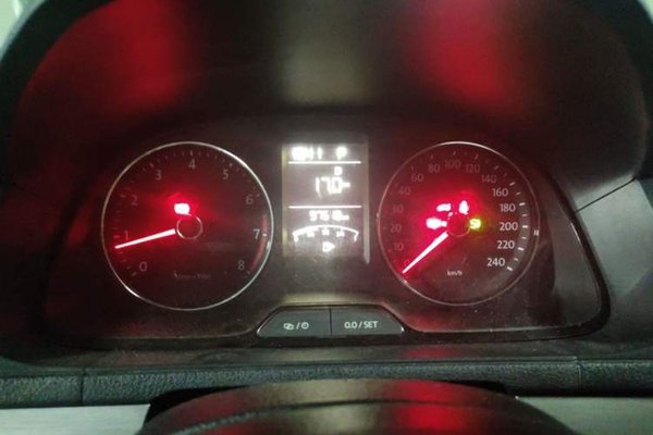 Volkswagen Lavida 2014, 97500 км, за 3943 USD - фото 15