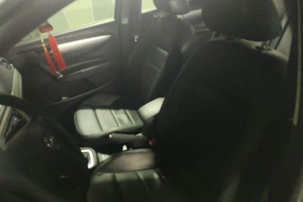 Volkswagen Lavida 2014, 97500 км, за 3943 USD - фото 19