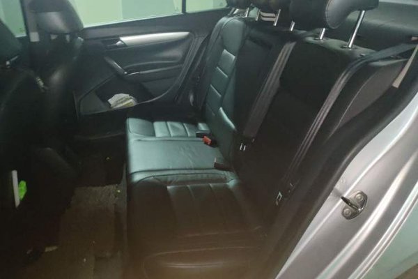 Volkswagen Lavida 2014, 97500 км, за 3943 USD