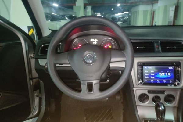 Volkswagen Lavida 2014, 97500 км, за 3943 USD - фото 14