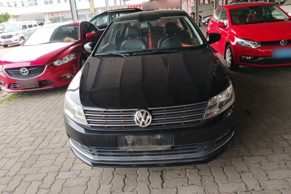 Volkswagen Lavida 2015, 131400 км, за 6329 USD