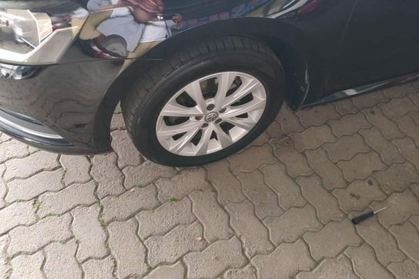 Volkswagen Lavida 2015, 131400 км, за 6329 USD - фото 8