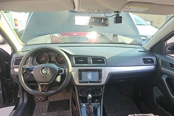 Volkswagen Lavida 2015, 108800 км, за 6464 USD - фото 18