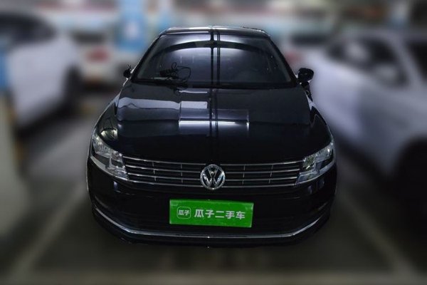 Volkswagen Lavida 2017, 71200 км, за 6378 USD