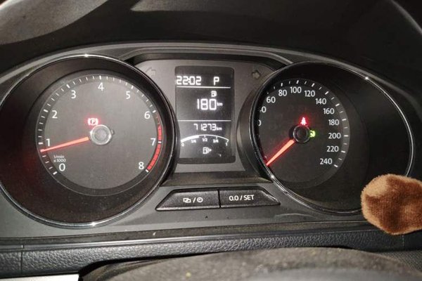 Volkswagen Lavida 2017, 71200 км, за 6378 USD - фото 12
