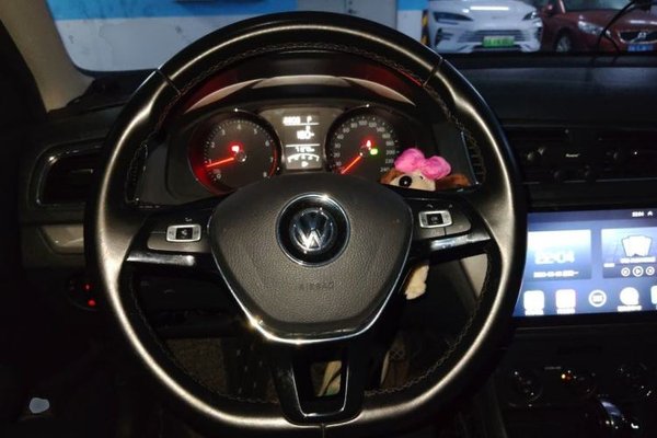 Volkswagen Lavida 2017, 71200 км, за 6378 USD - фото 10