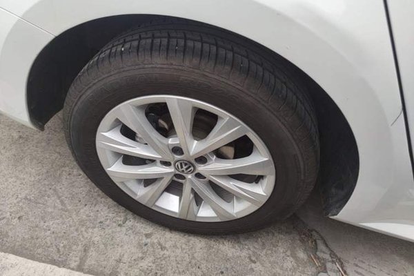 Volkswagen Lavida 2017, 83900 км, за 8013 USD - фото 10