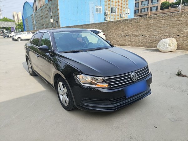 Volkswagen Lavida 2017, 87300 км, за 5869 USD