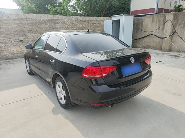 Volkswagen Lavida 2017, 87300 км, за 5869 USD