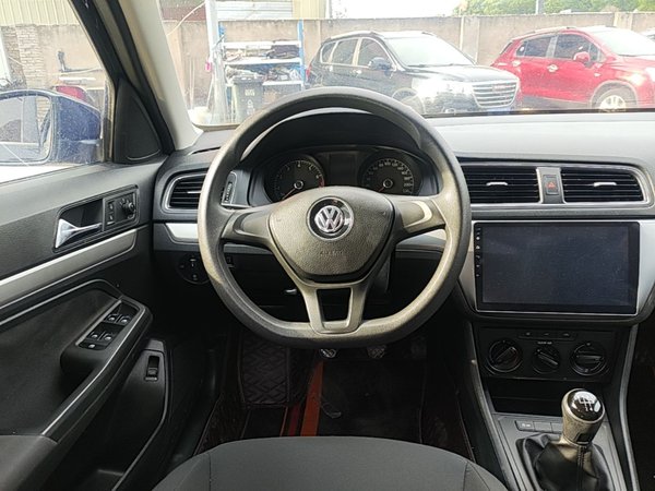 Volkswagen Lavida 2017, 87300 км, за 5869 USD - фото 14
