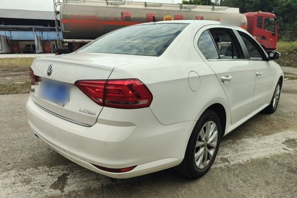 Volkswagen Lavida 2017, 115200 км, за 7543 USD - фото 6