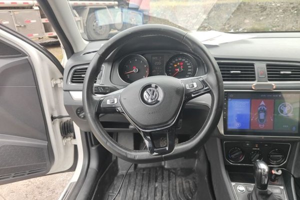 Volkswagen Lavida 2017, 115200 км, за 7543 USD - фото 13