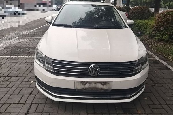 Volkswagen Lavida 2017, 131100 км, за 7365 USD