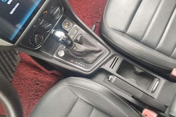 Volkswagen Lavida 2017, 131100 км, за 7365 USD - фото 16