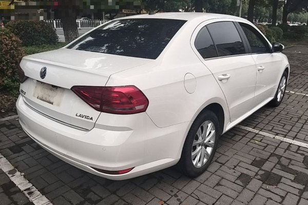 Volkswagen Lavida 2017, 131100 км, за 7365 USD - фото 6