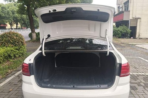 Volkswagen Lavida 2017, 131100 км, за 7365 USD - фото 22