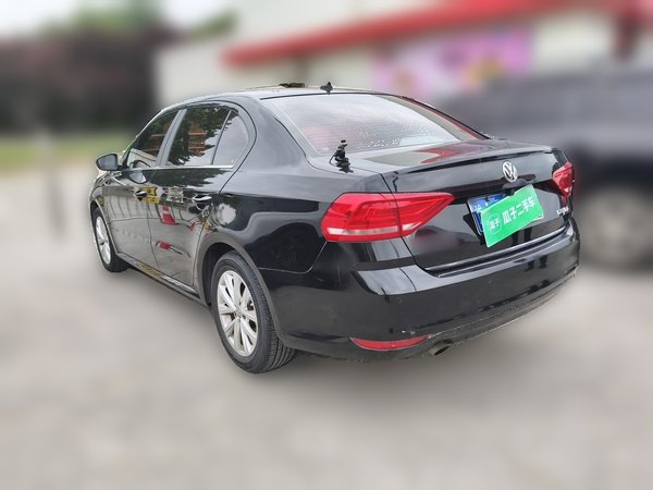 Volkswagen Lavida 2017, 152000 км, за 4315 USD
