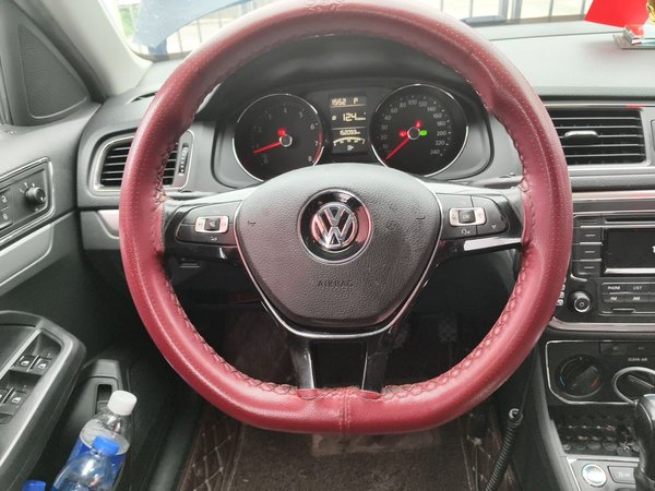 Volkswagen Lavida 2017, 152000 км, за 4315 USD - фото 11