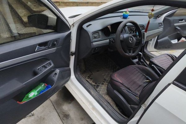 Volkswagen Lavida 2017, 52000 км, за 6986 USD - фото 17