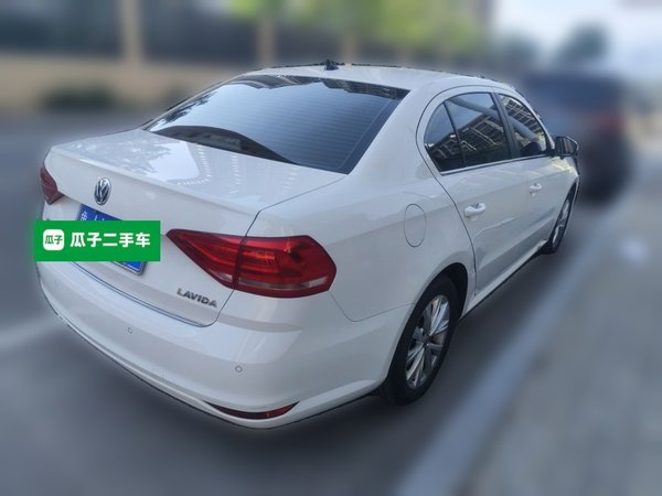 Volkswagen Lavida 2017, 55100 км, за 6288 USD - фото 6