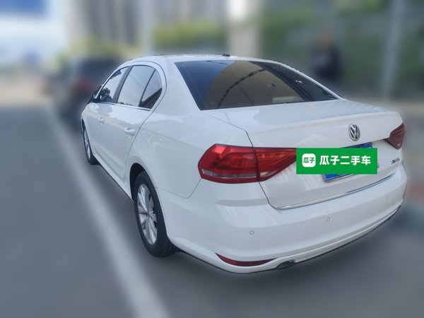 Volkswagen Lavida 2017, 55100 км, за 6288 USD