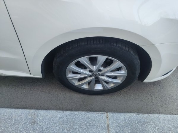 Volkswagen Lavida 2017, 55100 км, за 6288 USD - фото 8