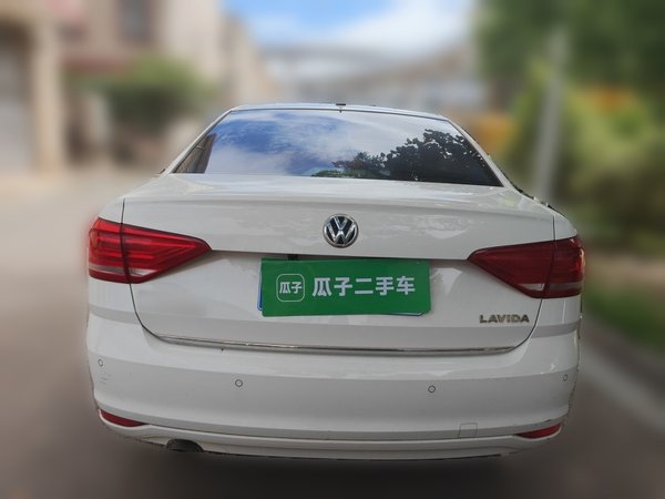 Volkswagen Lavida 2017, 62200 км, за 7165 USD