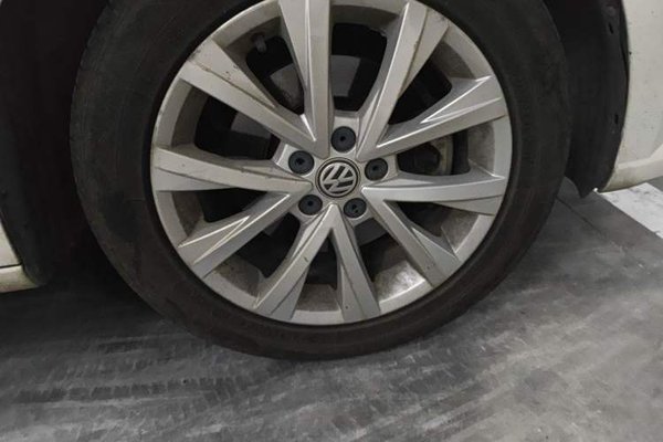 Volkswagen Lavida 2017, 72800 км, за 5929 USD - фото 23