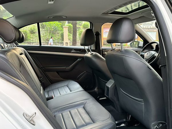 Volkswagen Lavida 2017, 93900 км, за 7798 USD - фото 14