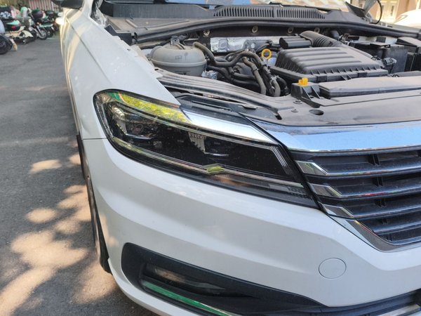 Volkswagen Lavida 2018, 23600 км, за 9076 USD - фото 7