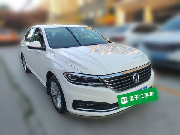 Volkswagen Lavida 2018, 72800 км, за 8145 USD