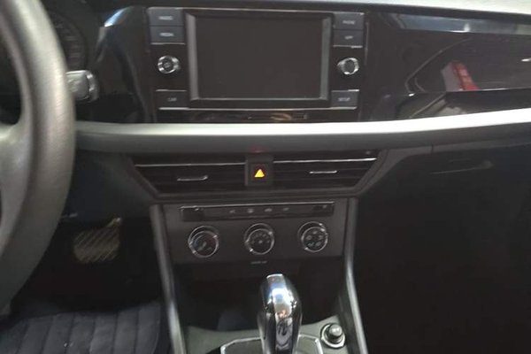 Volkswagen Lavida 2018, 84800 км, за 8946 USD - фото 16