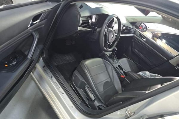 Volkswagen Lavida 2018, 84800 км, за 8946 USD - фото 19