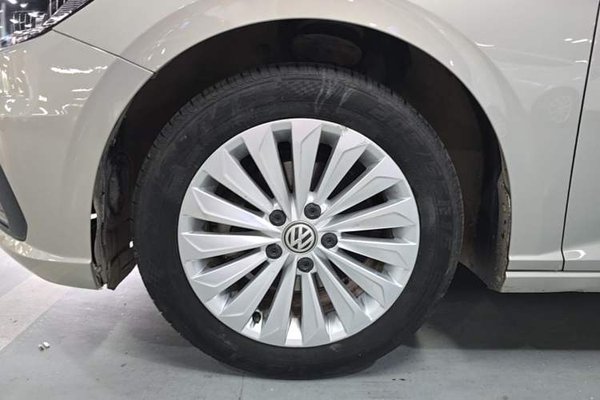 Volkswagen Lavida 2018, 84800 км, за 8946 USD - фото 8