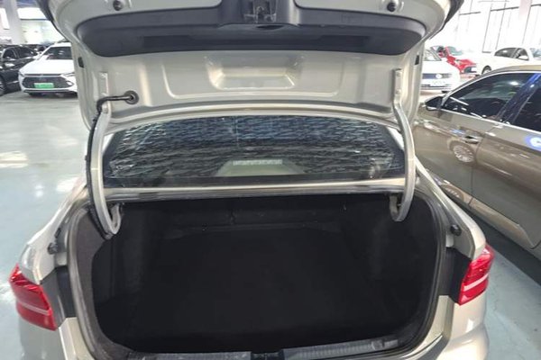 Volkswagen Lavida 2018, 84800 км, за 8946 USD - фото 22