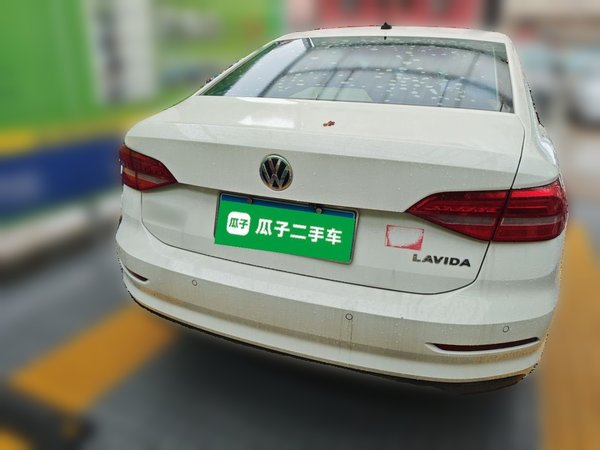 Volkswagen Lavida 2018, 108300 км, за 6814 USD