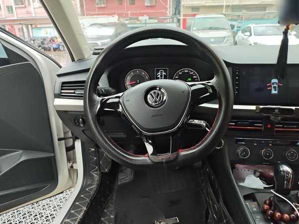 Volkswagen Lavida 2018, 108300 км, за 6814 USD - фото 11