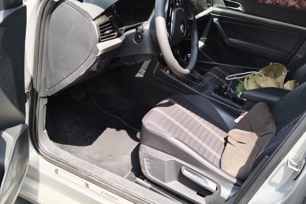 Volkswagen Lavida 2019, 78000 км, за 11600 USD - фото 19