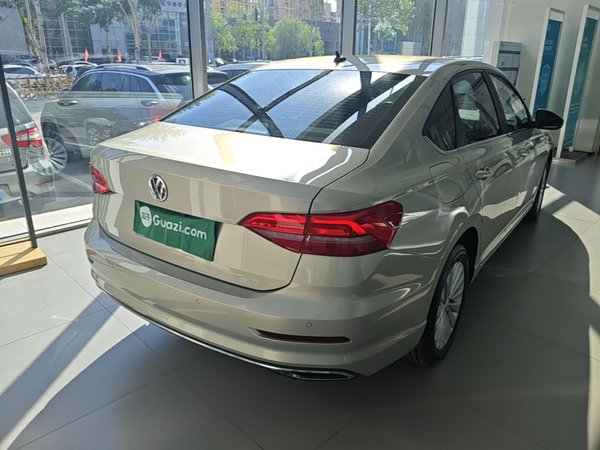 Volkswagen Lavida 2019, 90500 км, за 9551 USD - фото 6