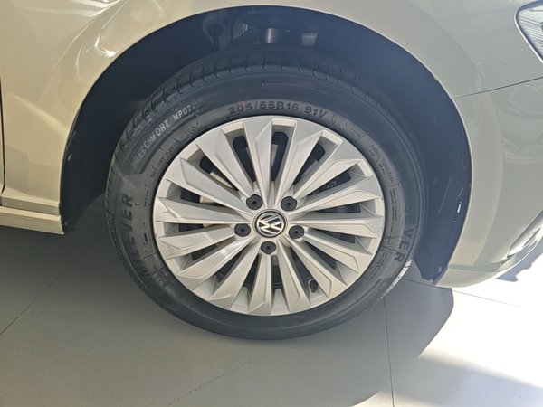 Volkswagen Lavida 2019, 90500 км, за 9551 USD - фото 10
