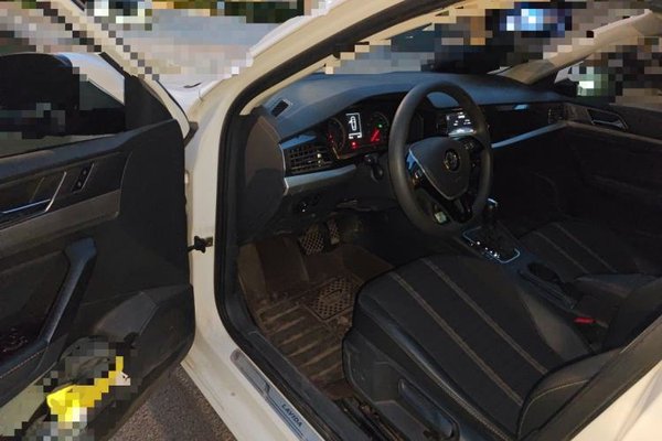 Volkswagen Lavida 2019, 39700 км, за 8378 USD - фото 16