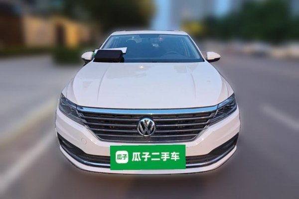 Volkswagen Lavida 2019, 39700 км, за 8378 USD