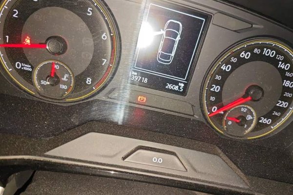 Volkswagen Lavida 2019, 39700 км, за 8378 USD - фото 12
