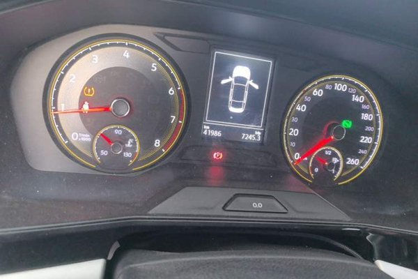 Volkswagen Lavida 2019, 42100 км, за 8478 USD - фото 13