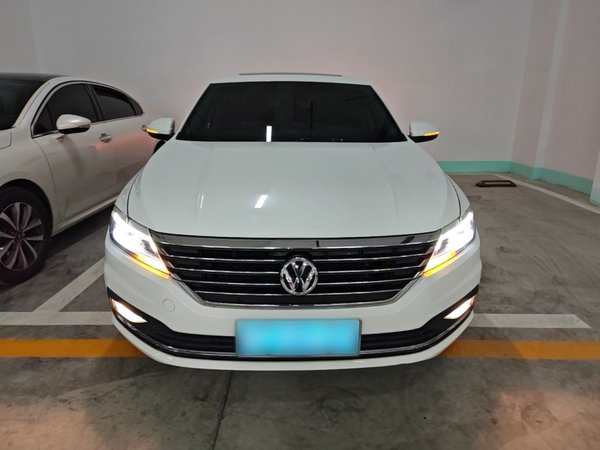 Volkswagen Lavida 2019, 74100 км, за 9425 USD